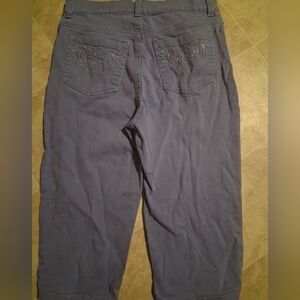 Gloria Vanderbilt Women's Capri Jeans - Light Purple